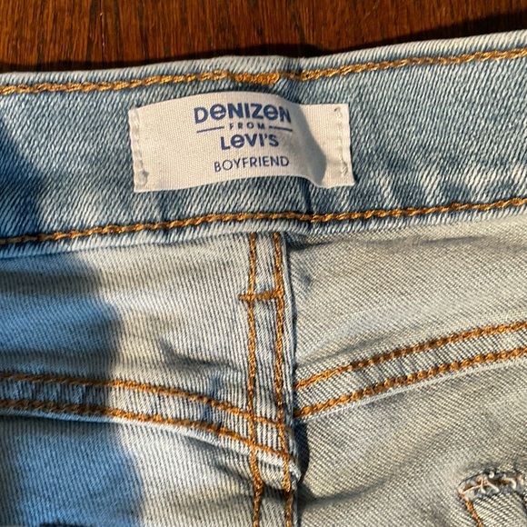 Denizen from Levi's Cropped, Cuffed, Distressed, Light Blue Jeans - Picture 4 of 5